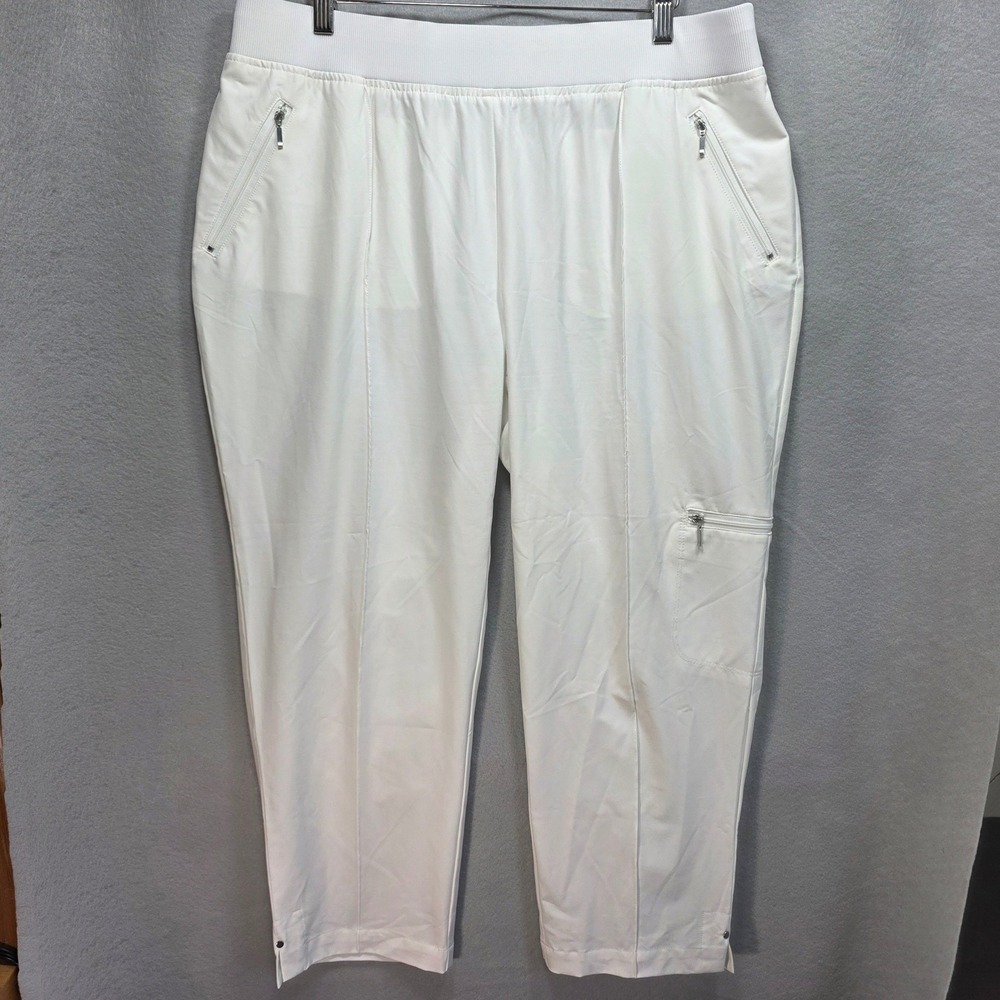 Chicos Zenergy Neema Crop Pants Womens 2 L White Cargo Stretch Athleisure Beach
